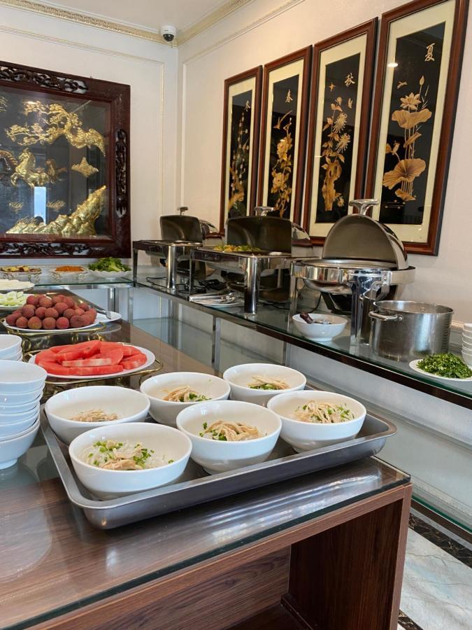Manchester Hotel Ha Long Bagian luar foto