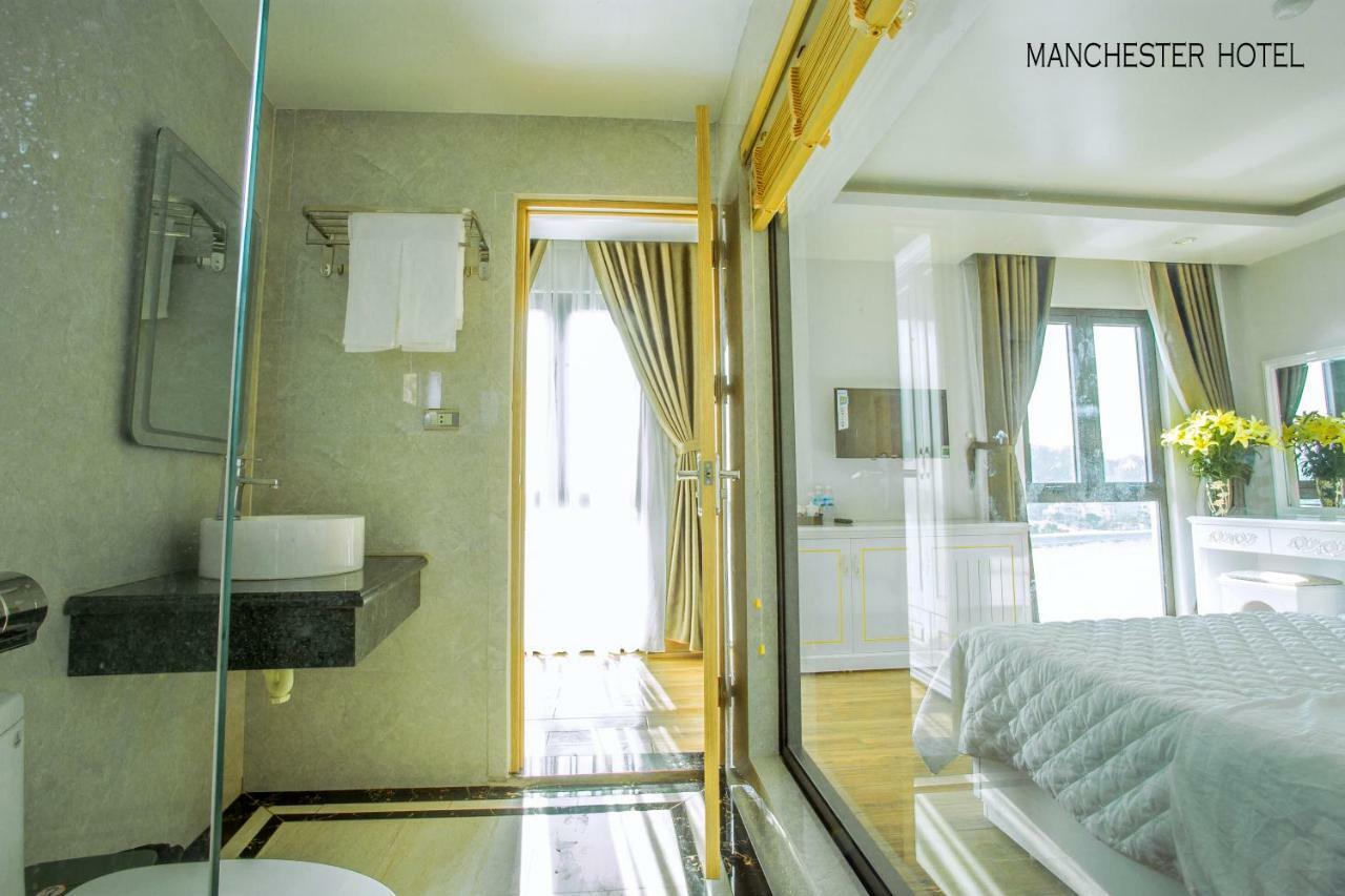 Manchester Hotel Ha Long Bagian luar foto