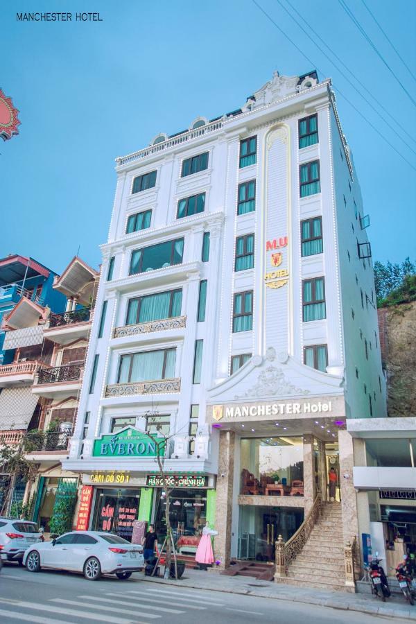 Manchester Hotel Ha Long Bagian luar foto