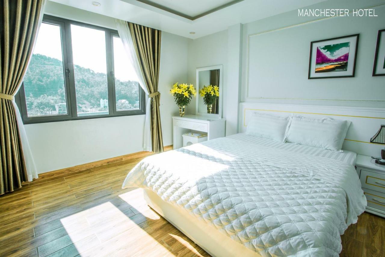 Manchester Hotel Ha Long Bagian luar foto