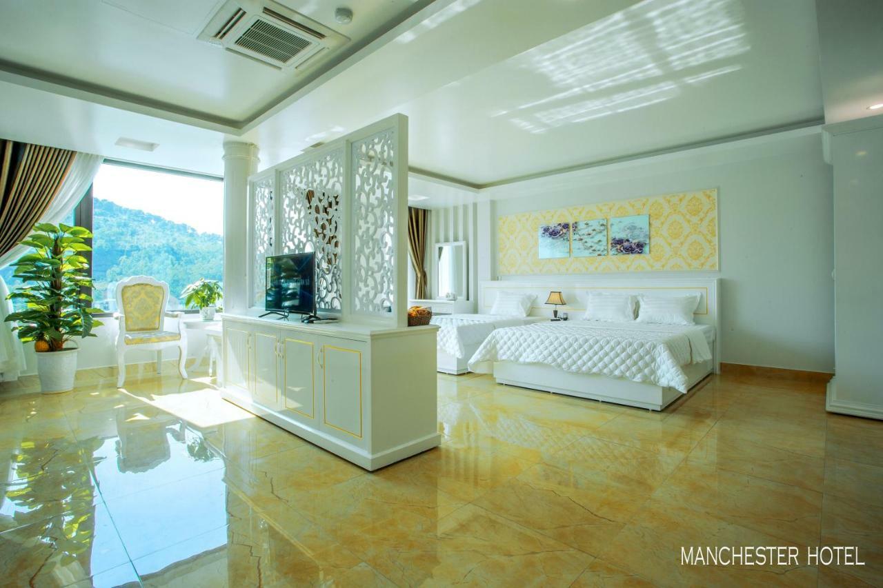Manchester Hotel Ha Long Bagian luar foto