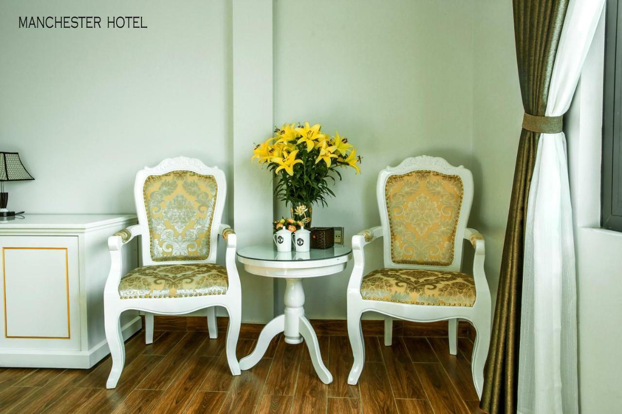 Manchester Hotel Ha Long Bagian luar foto