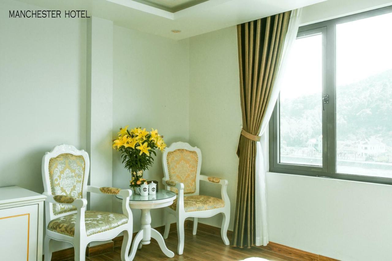 Manchester Hotel Ha Long Bagian luar foto